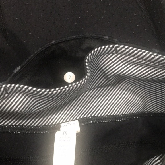 Lululemon Gather & Crow Crop II Dot Black Leggings - Picture 10 of 15